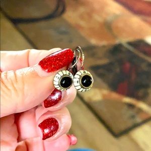 Pretty small white and black Myka earrings !